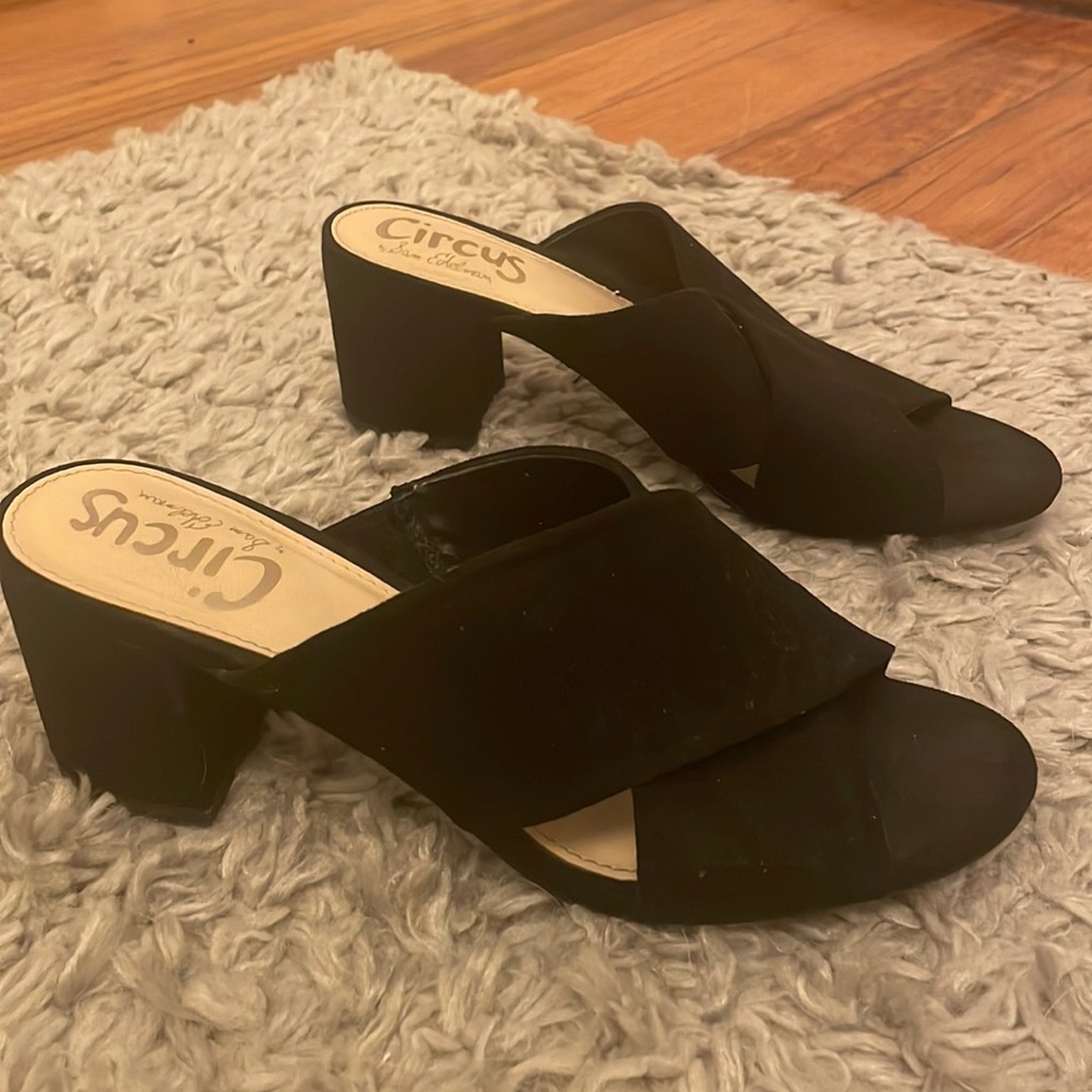 Low block heel